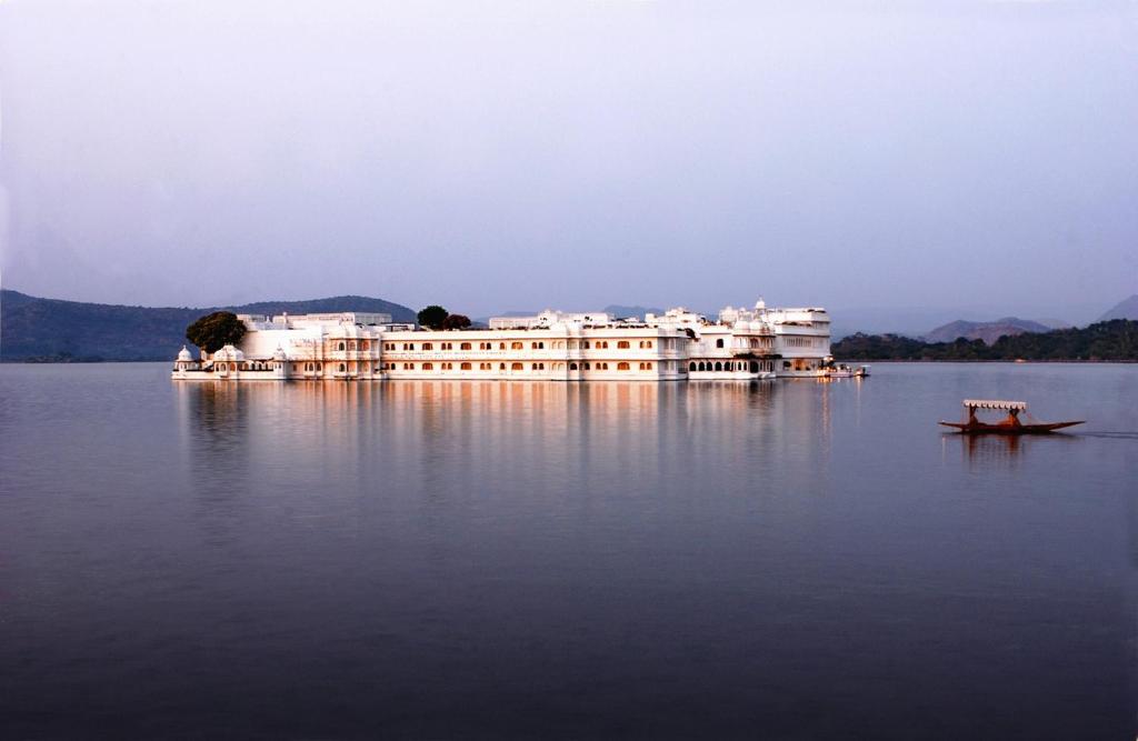 Top 10 Destination Wedding Hotels in Udaipur 